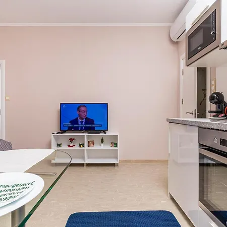 Stella 1&2 - Pink And Grey Near The Singing Fountains By Flat Mаnager