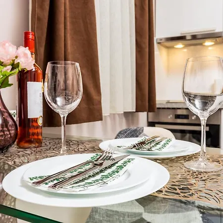 Stella 1&2 - Pink And Grey Near The Singing Fountains By Flat Mаnager Apartment Plovdiv