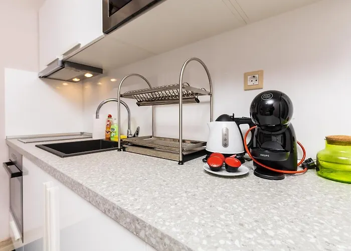 Stella 1&2 - Pink And Grey Near The Singing Fountains By Flat Mаnager * Płowdiw