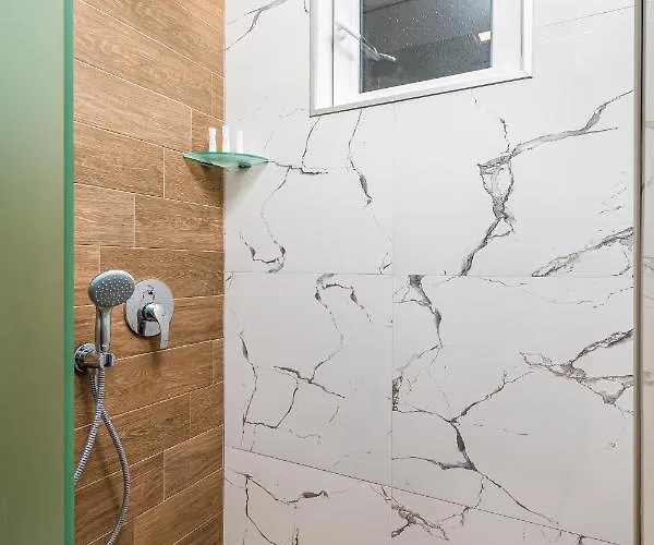 Apartment Stella 1&2 - Pink And Grey Near The Singing Fountains By Flat Mаnager *